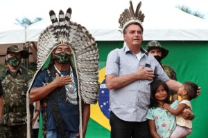 Brazilian President Receives Indigenous Merit Award, Sparking Controversy